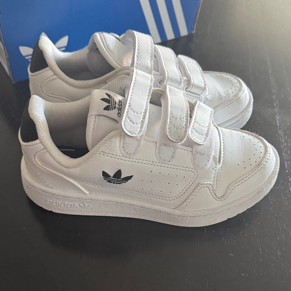 Adidas Kids White and velcro Sneakers